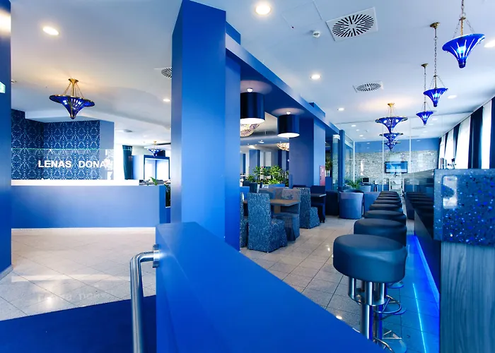 Lenas Donau Hotel 3*