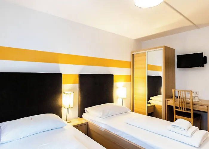 Lenas Donau Hotel Wien