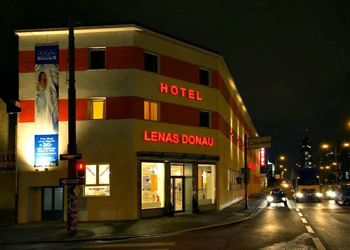 Lenas Donau Hotel